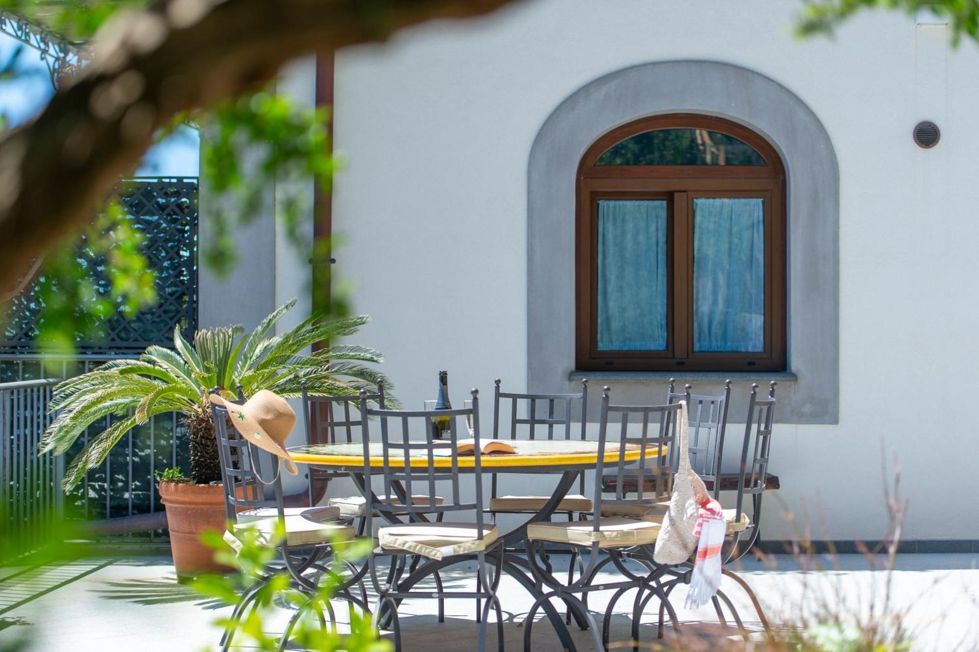Le Contrade By Sosore Holiday Homes -Amalfi Coast Furore Ruang foto