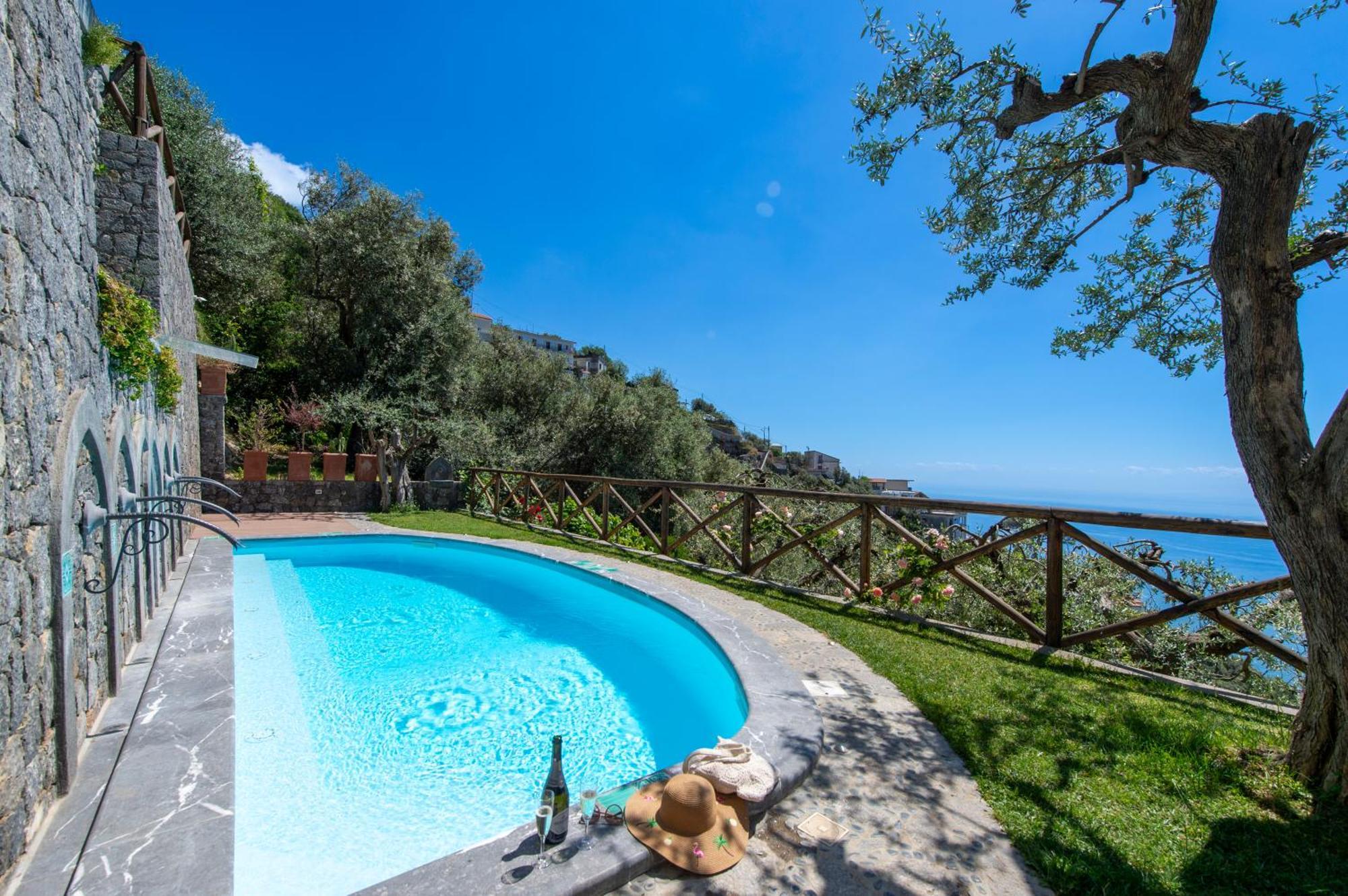 Le Contrade By Sosore Holiday Homes -Amalfi Coast Furore Ruang foto