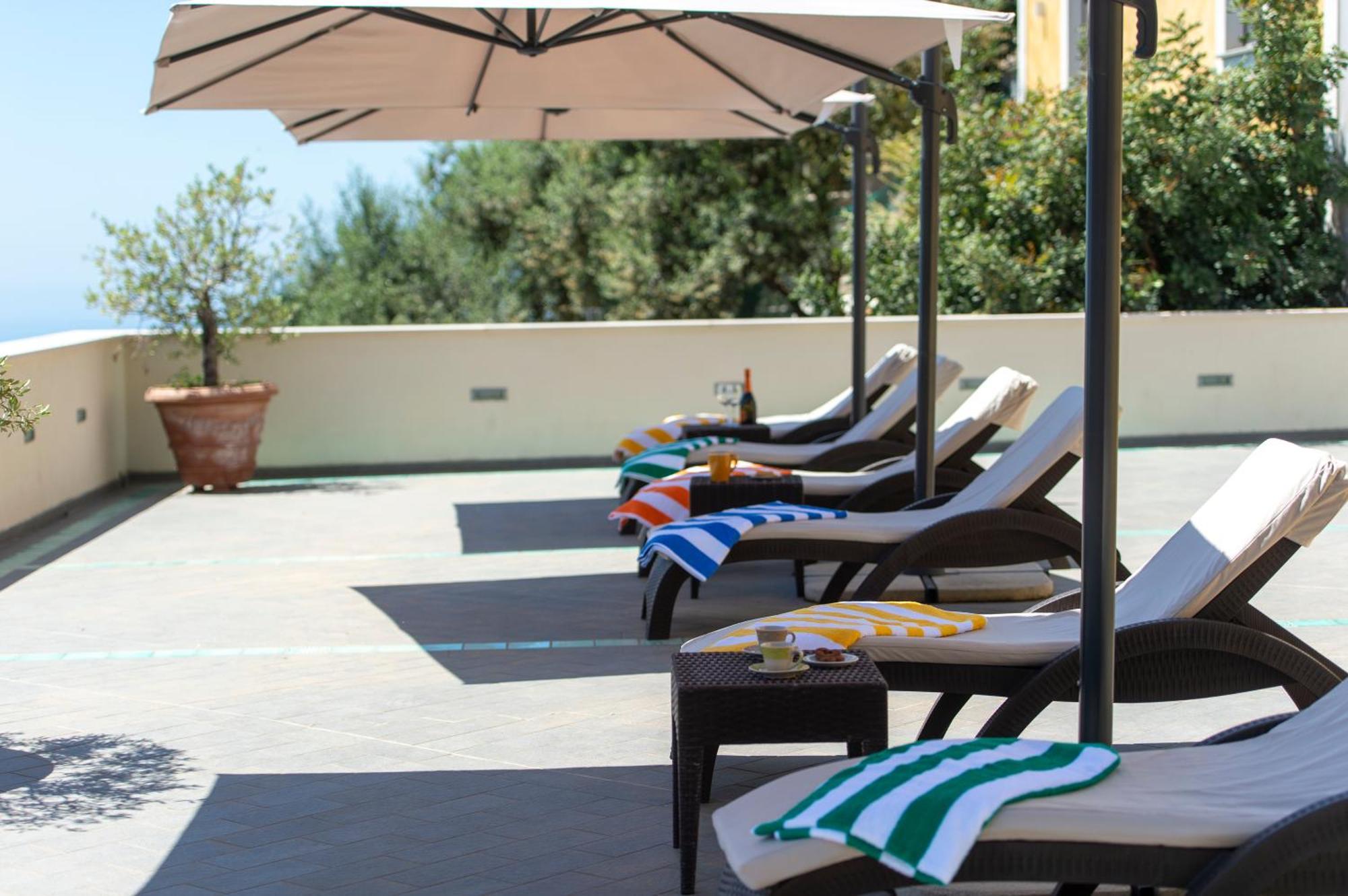 Le Contrade By Sosore Holiday Homes -Amalfi Coast Furore Ruang foto