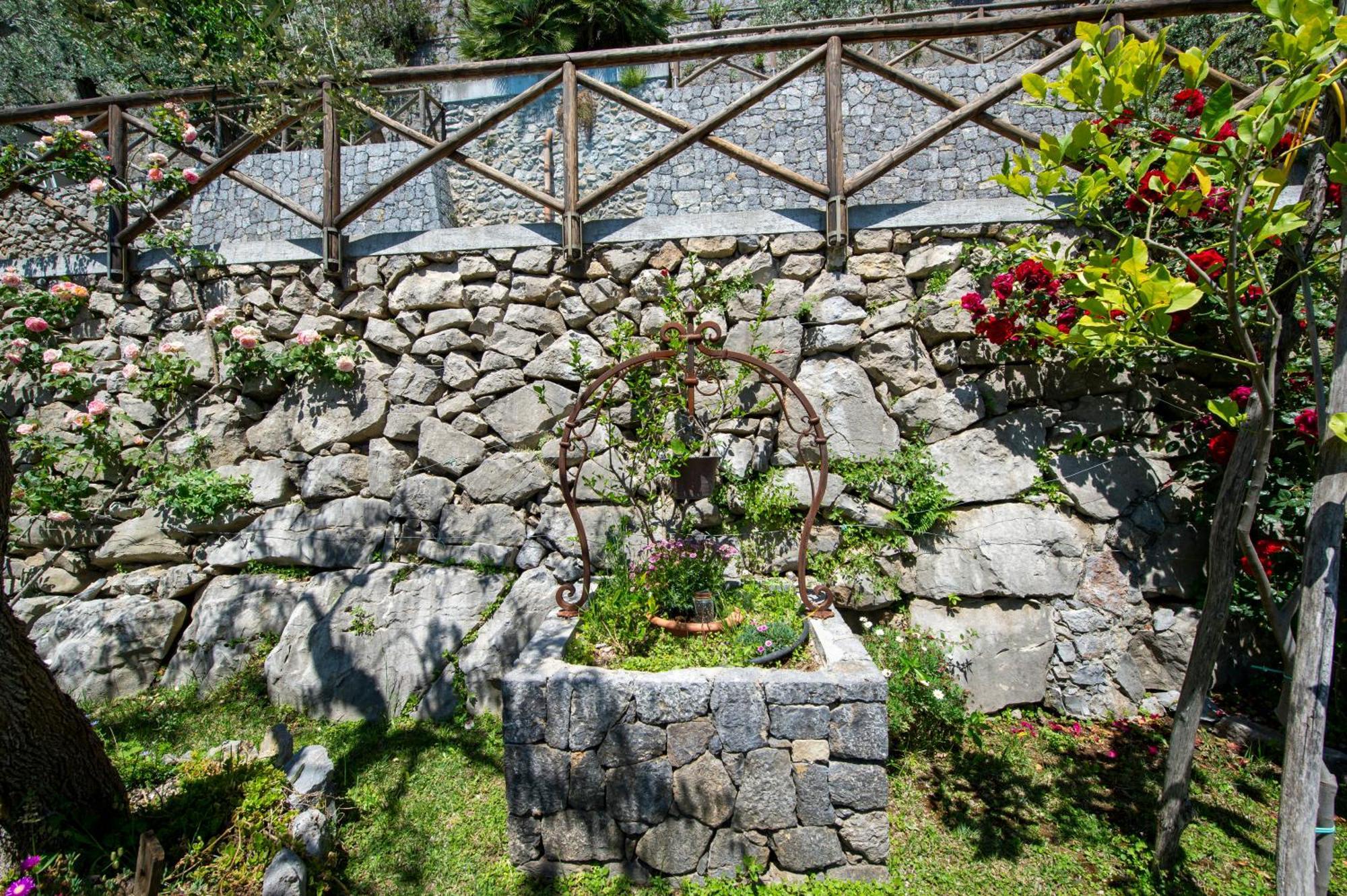Le Contrade By Sosore Holiday Homes -Amalfi Coast Furore Ruang foto