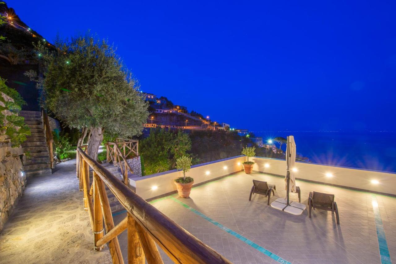 Le Contrade By Sosore Holiday Homes -Amalfi Coast Furore Bagian luar foto